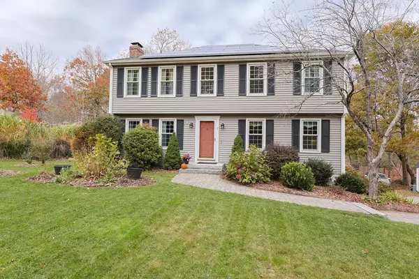 7 Hill Street, Medway, MA 02053