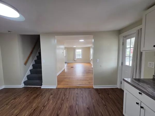 Ware, MA 01082,50 North #50