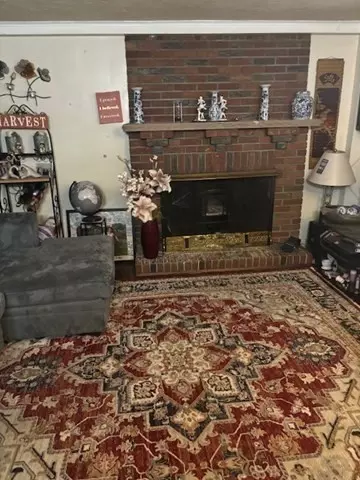 Saugus, MA 01906,30 Serino #1