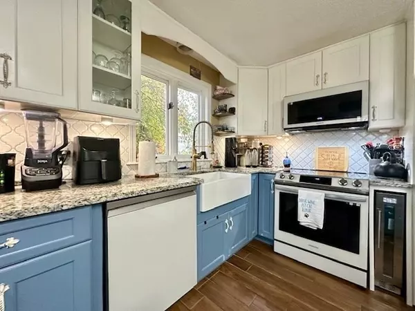 Everett, MA 02149,113 Harvard Street #1