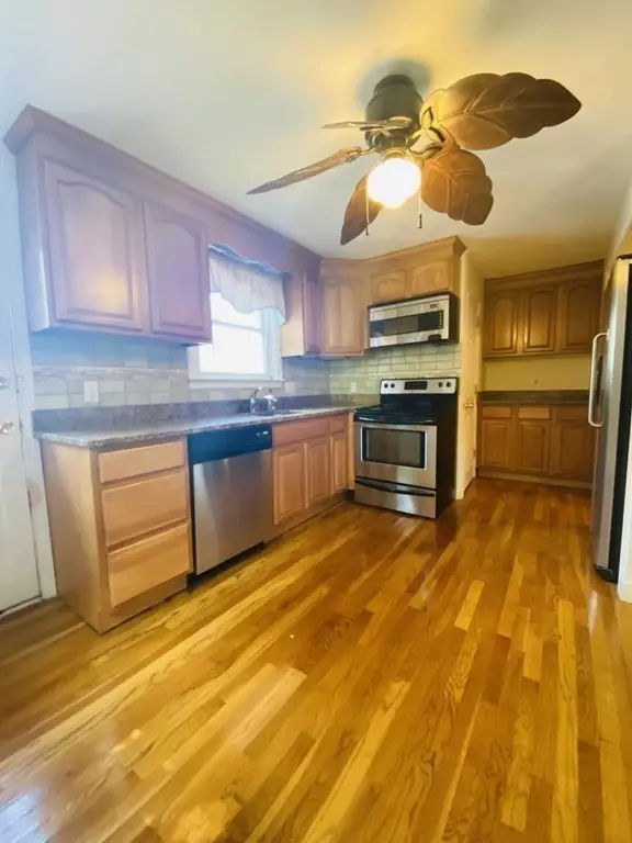 Dedham, MA 02026,37 Moreland #37