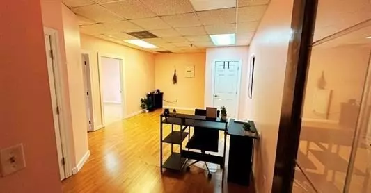 Londonderry, NH 03053,3 Sanborn #1