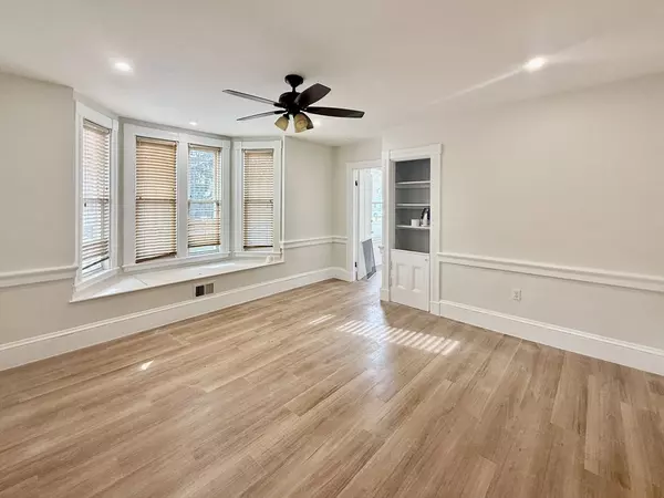 Weymouth, MA 02190,225 Pleasant Street #1