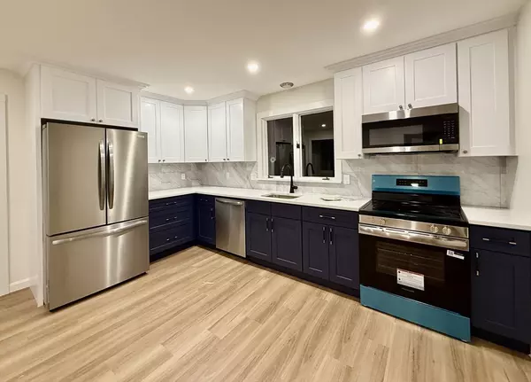 Weymouth, MA 02190,225 Pleasant Street #1