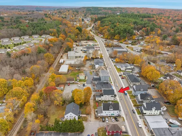 Uxbridge, MA 01569,307 N Main St