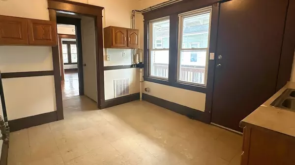 Springfield, MA 01108,58 Lester #1L