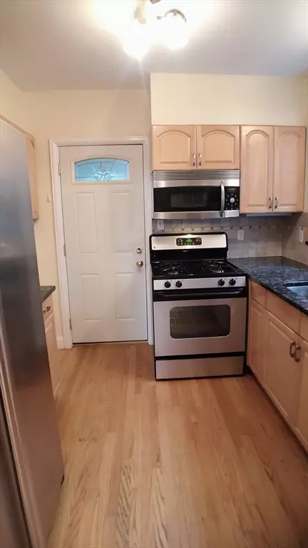 Belmont, MA 02478,31 Gilbert Rd #2