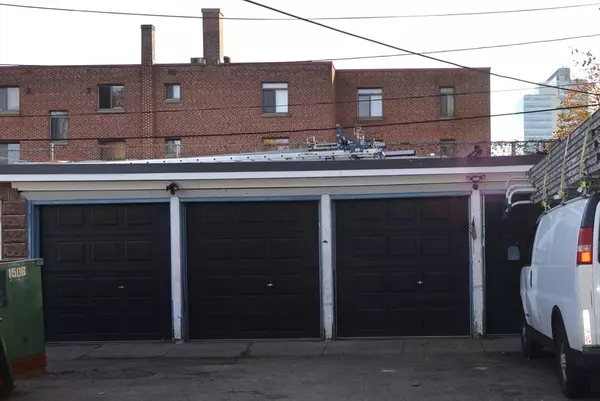 Worcester, MA 01609,13 West St.