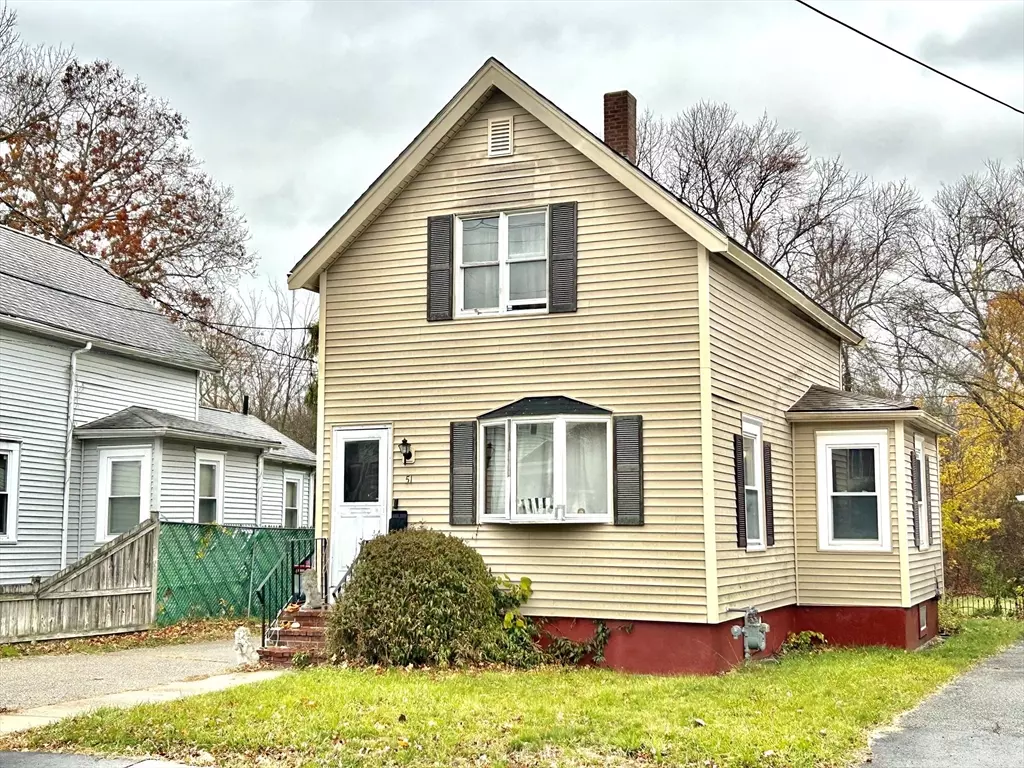 Taunton, MA 02780,51 Shores St