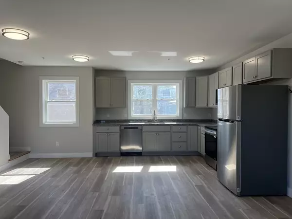 Lynn, MA 01902,151 Shepard Street #1-4