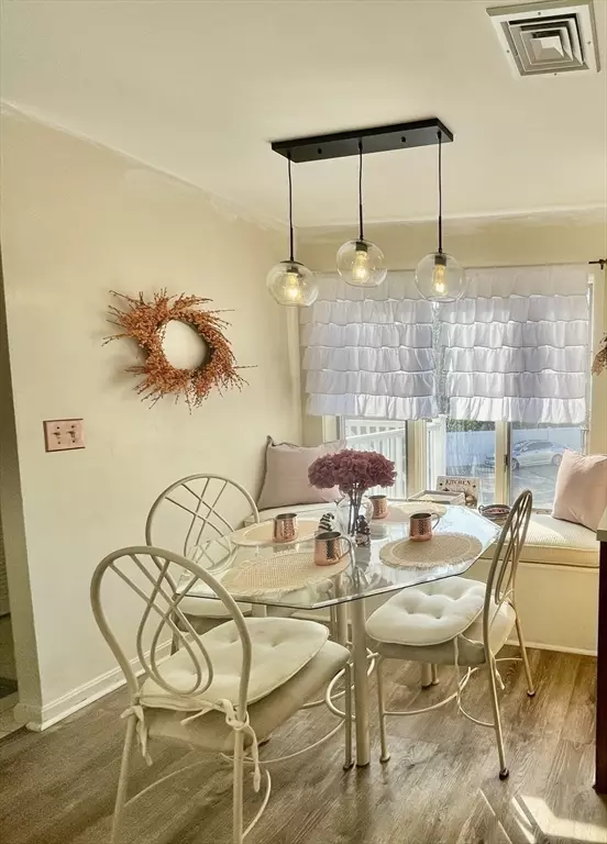 Fall River, MA 02721,700 Shore Dr #6-604