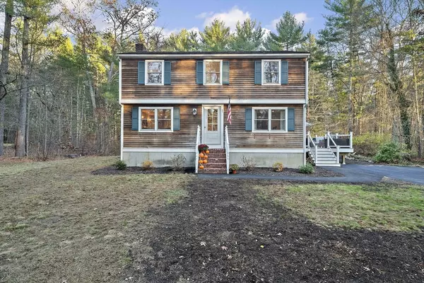 15 Cross Street, Plympton, MA 02367