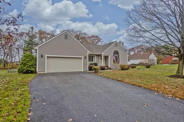 Agawam, MA 01001,36 Cottonwood Ln