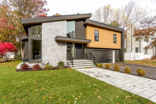 62 Evelyn Road, Needham, MA 02494