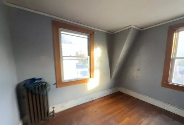 Pittsfield, MA 01201,14 Bay State Rd