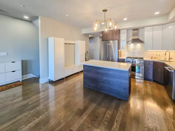 Boston, MA 02122,34 Dix St #5