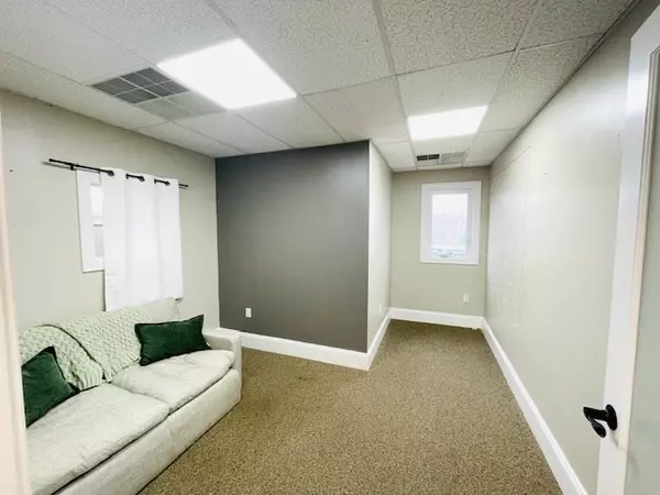 447 Broadway #201, Taunton, MA 02780