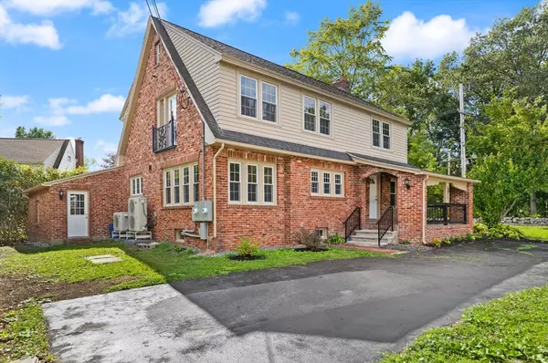 Shrewsbury, MA 01545,129A Maple Ave