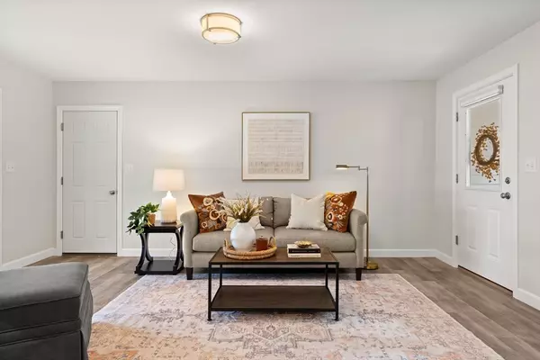 Chelmsford, MA 01824,113 Graniteville Rd