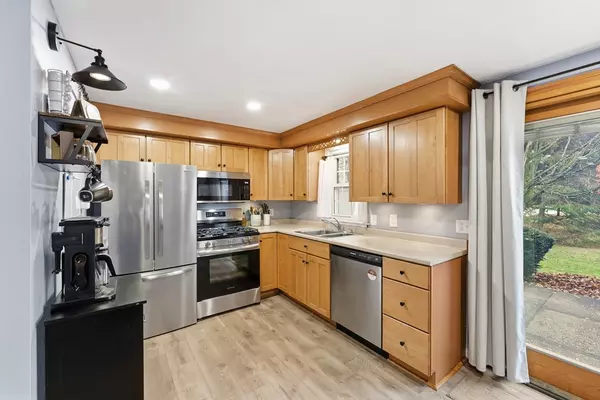 Agawam, MA 01001,72 Plantation Drive #72