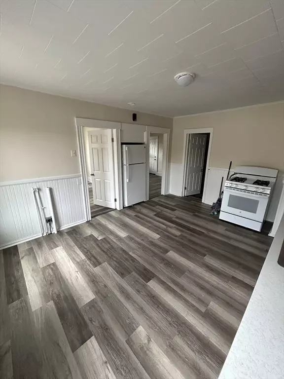 Southbridge, MA 01550,364 Hamilton St #1R