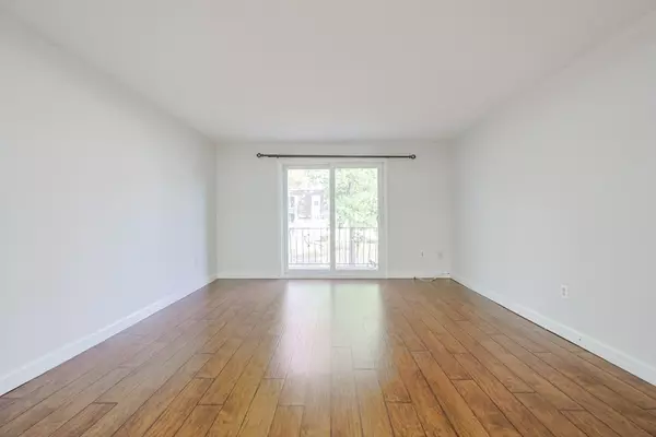 Milford, MA 01757,14 Shadowbrook Lane #30