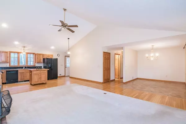 Wales, MA 01081,45 Hollow Rd