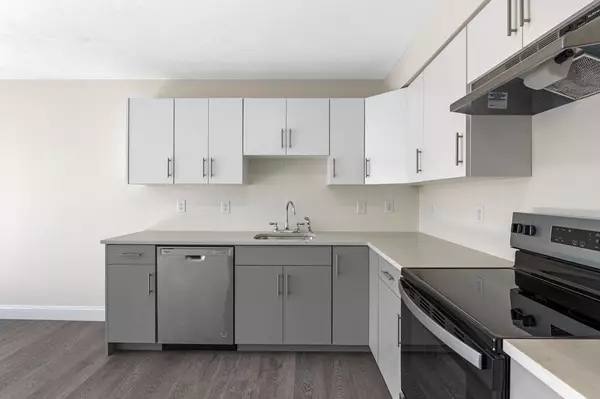 Lynn, MA 01902,472 Essex Street #101