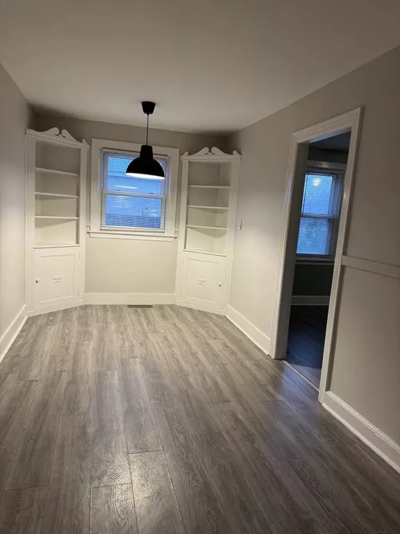 Westfield, MA 01085,353 Root