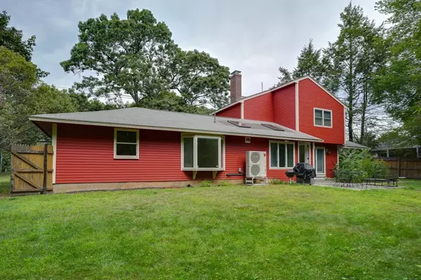 Lexington, MA 02420,135 Maple St