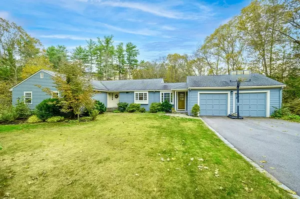 80 Rockmaple Ave, Hamilton, MA 01982
