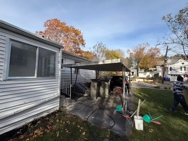 Boston, MA 02136,16 Prospect St