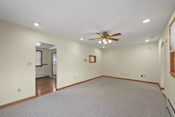 Adams, MA 01220,31-33 Apremont St