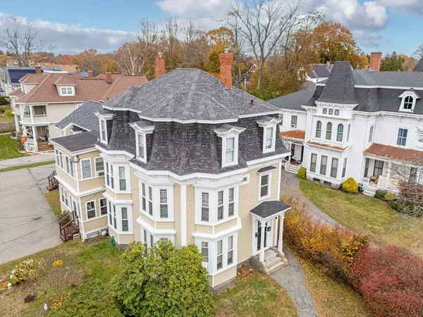 26 High St #1R, Methuen, MA 01844