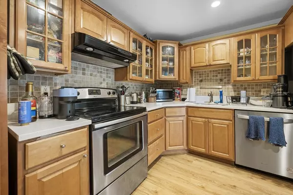 Boston, MA 02130,70 Jamaicaway #1