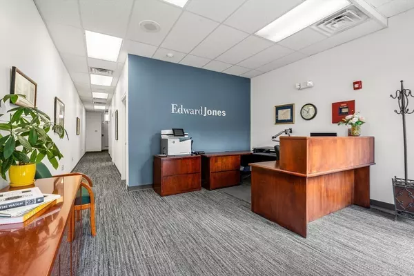 Winchester, MA 01890,535 Main Street