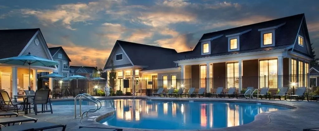 9 Bay Drive #8104, Canton, MA 02368