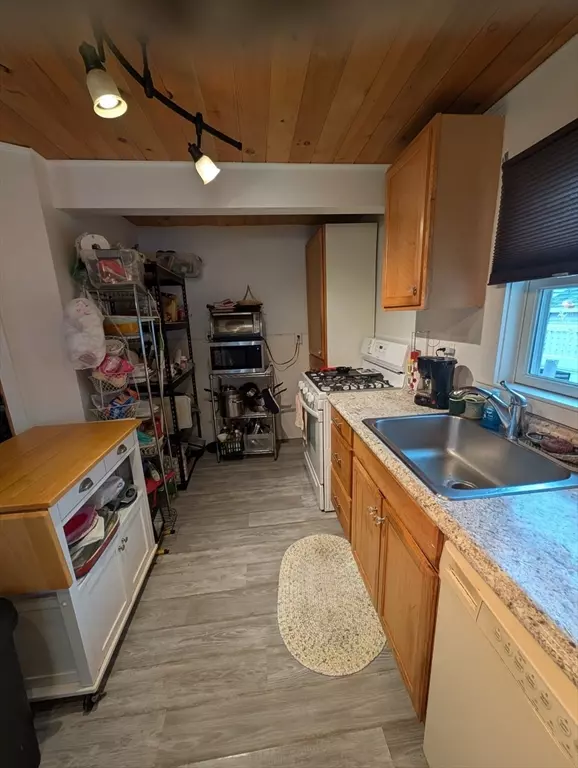 Hampton, NH 03842,12 Kenvtille