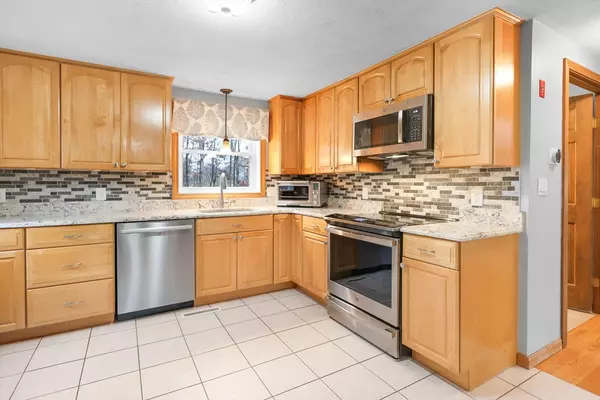 Haverhill, MA 01835,100 Lincolnshire