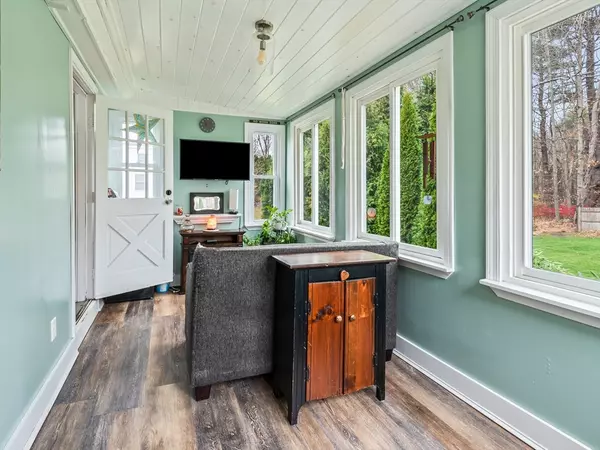 Hopkinton, MA 01748,208 Wood St