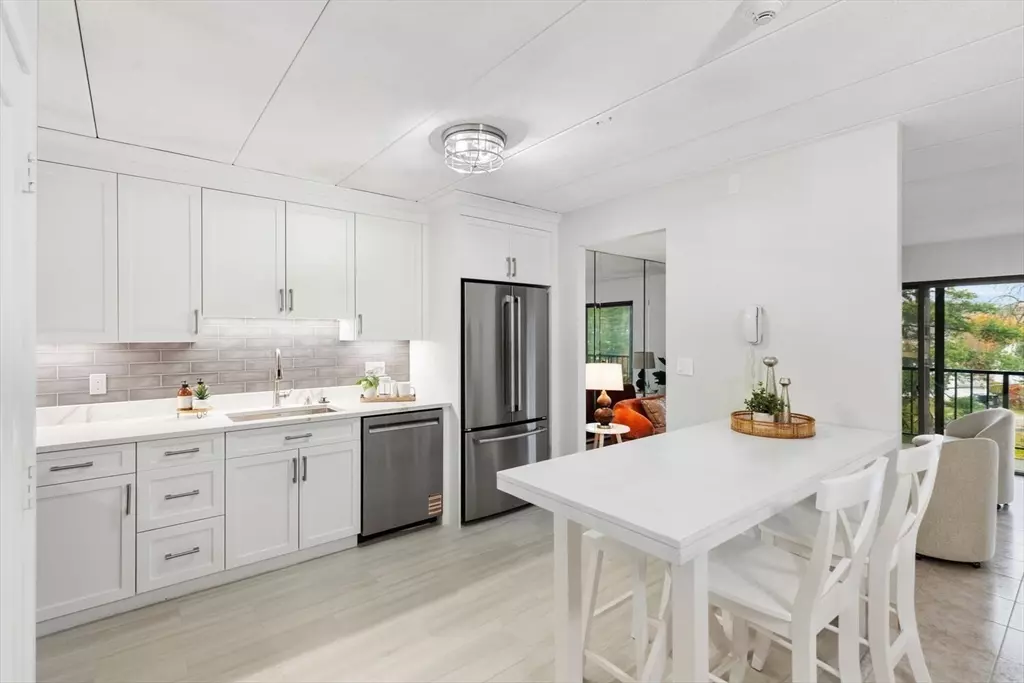 Medford, MA 02155,235 Winthrop Street #3306