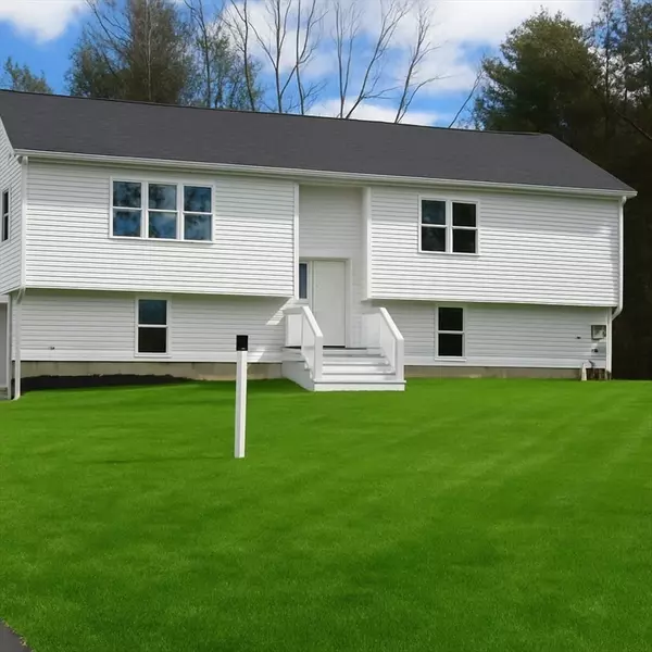 4 W Dudley Rd, Dudley, MA 01571