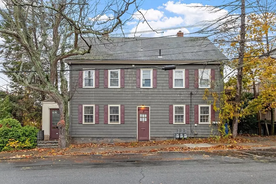 51 Crescent Street, Wakefield, MA 01880