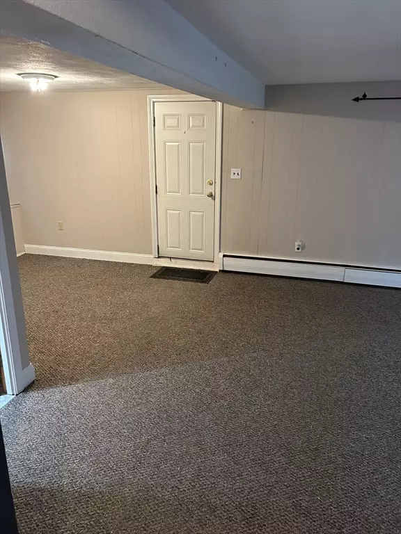 Saugus, MA 01906,21 Athens Dr