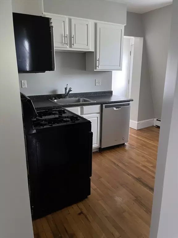 Lynn, MA 01902,34 Herbert #6