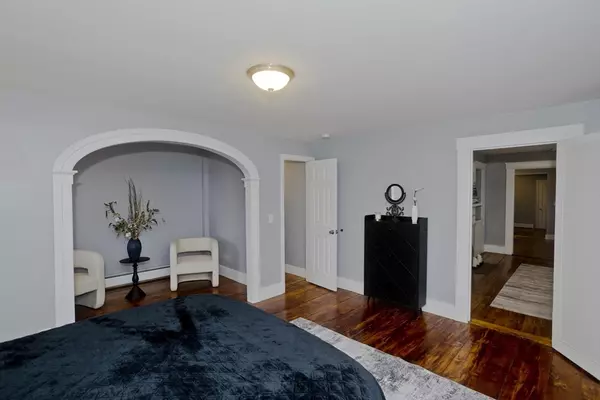 Westfield, MA 01085,7 Shepard St