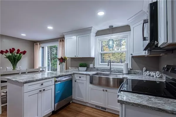 Coventry, RI 02816,20 Maplewood Drive