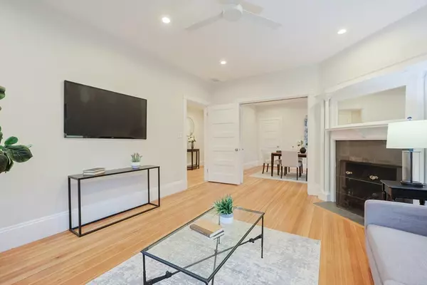 Cambridge, MA 02139,28 Inman St #4