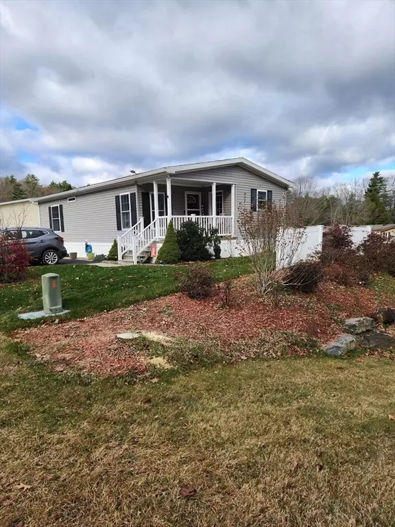 Sturbridge, MA 01566,402 Pleasant Parkway