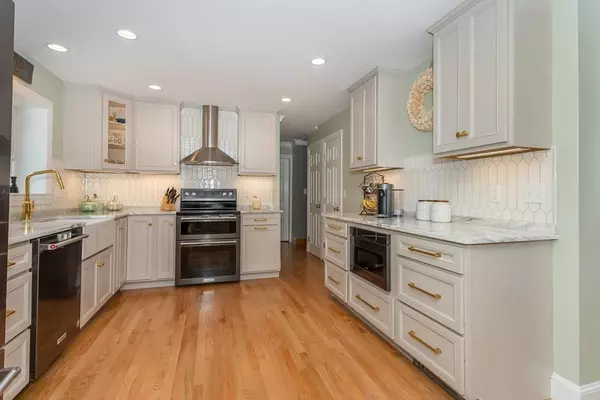 Mansfield, MA 02048,151 Stearns Ave